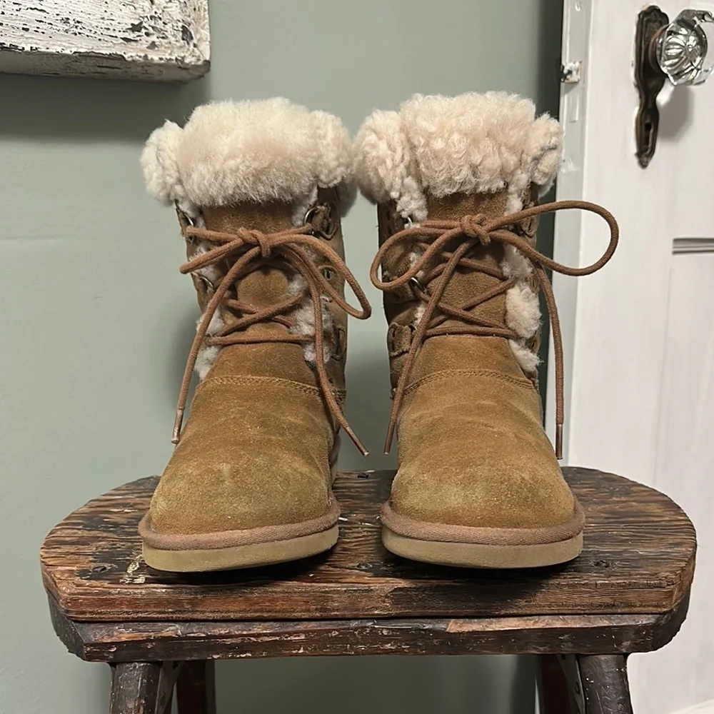 UGG Kids Sophy Shearling Boots - Chestnut